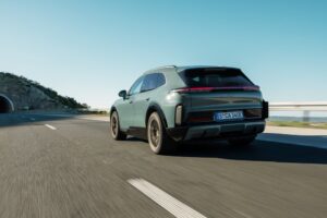 Press release image of the new Porsche Cayenne Turbo rear view