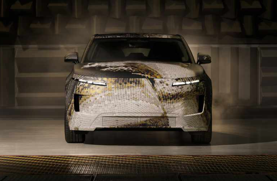 Teaser images of the all new Range Rover GT Head on